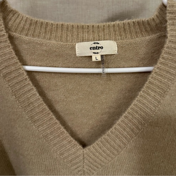 Entro Sweater - Picture 2 of 3